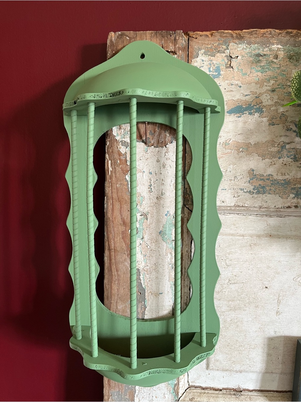 Vintage-Inspired Birdcage Green Wall Shelf